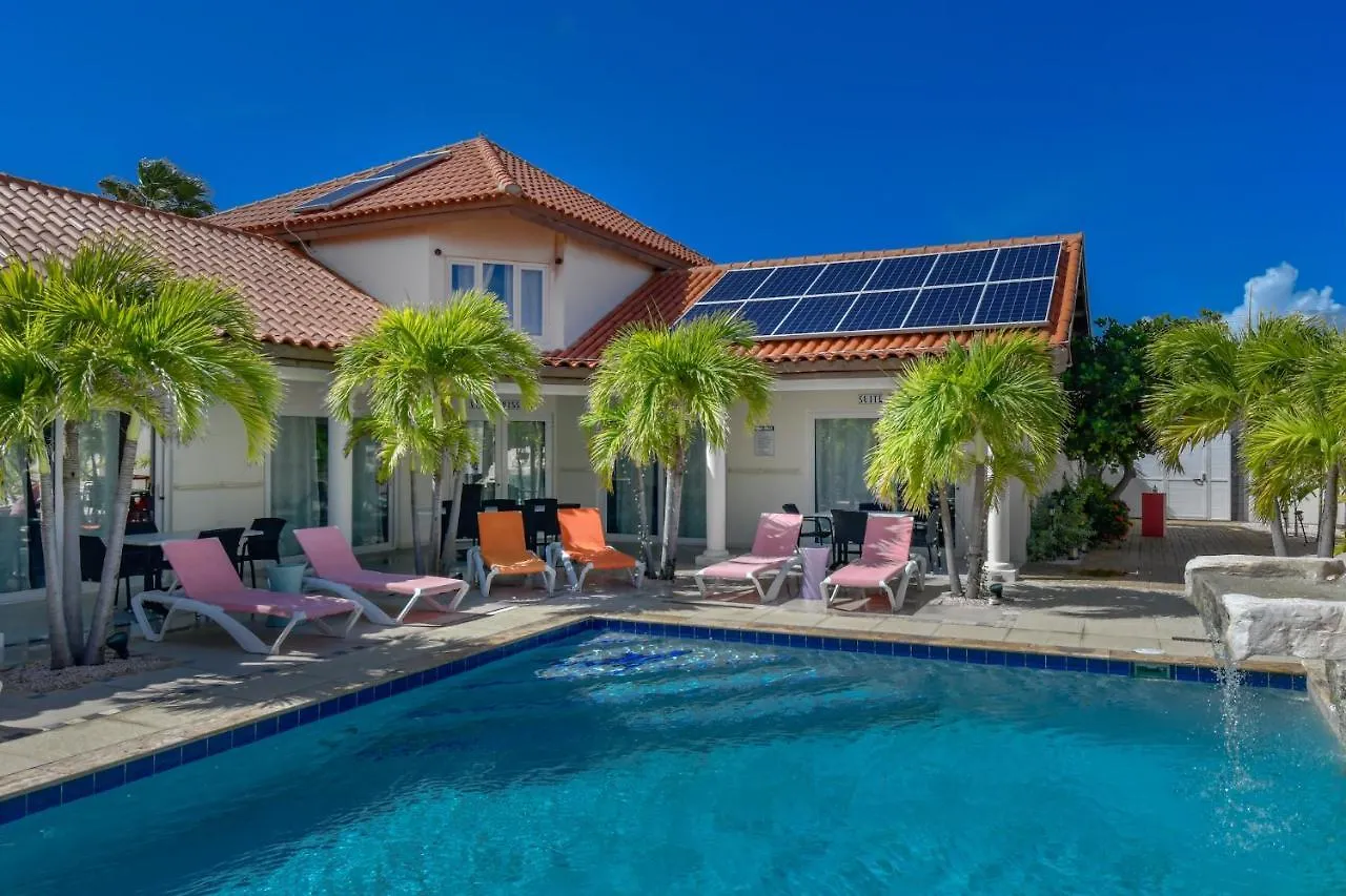 Boutique Hotel Swiss Paradise Aruba Villas And Suites Palm Beach 4*,