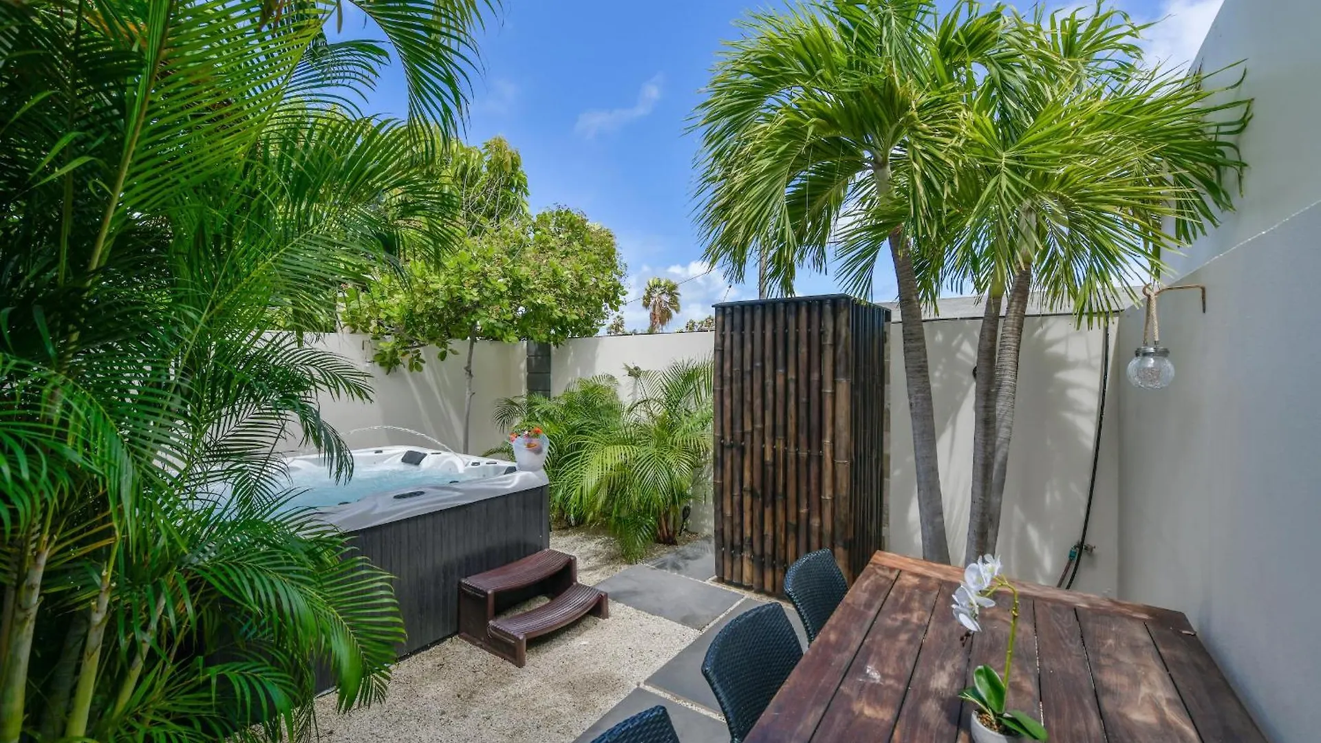 Boutique Hotel Swiss Paradise Aruba Villas And Suites Palm Beach Aruba
